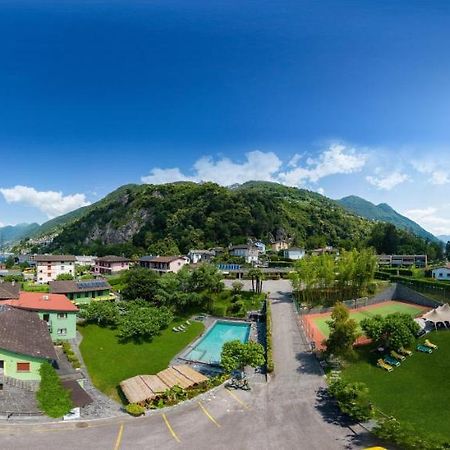 Bamboohouse Motel Riazzino ภายนอก รูปภาพ