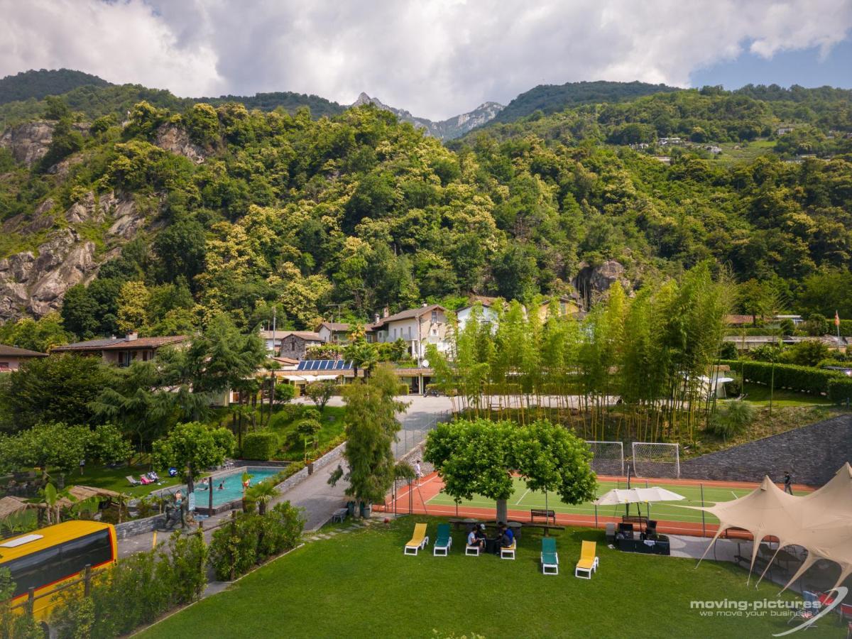 Bamboohouse Motel Riazzino ภายนอก รูปภาพ