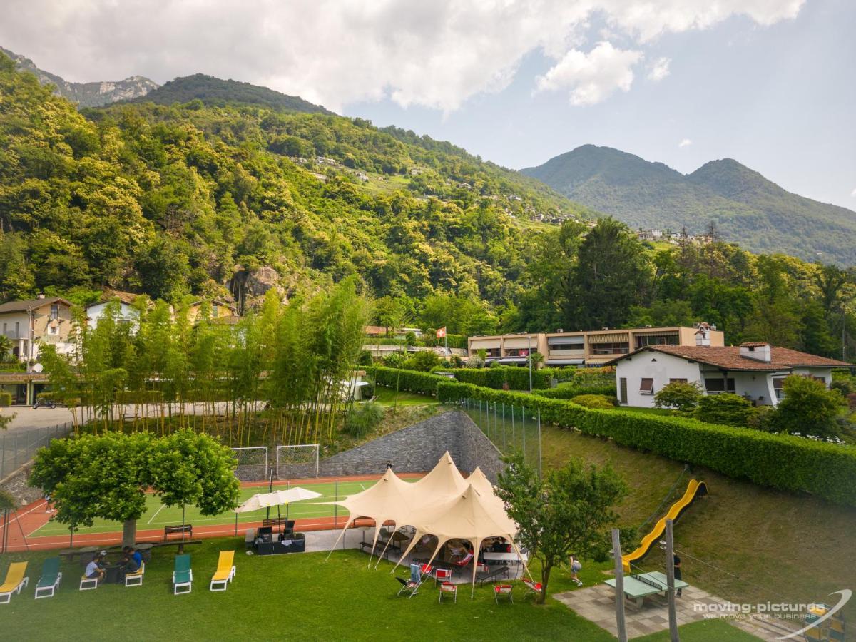 Bamboohouse Motel Riazzino ภายนอก รูปภาพ