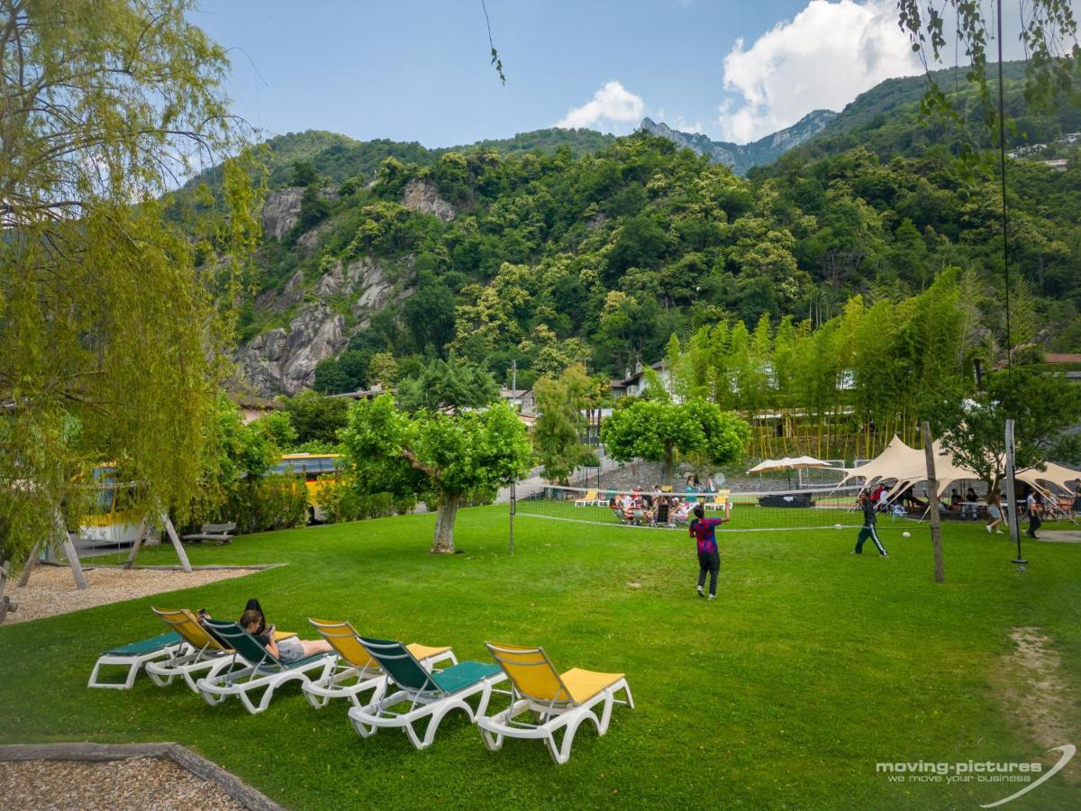 Bamboohouse Motel Riazzino ภายนอก รูปภาพ