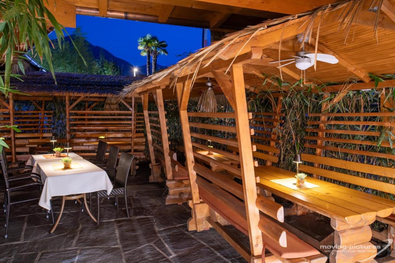 Bamboohouse Motel Riazzino ภายนอก รูปภาพ